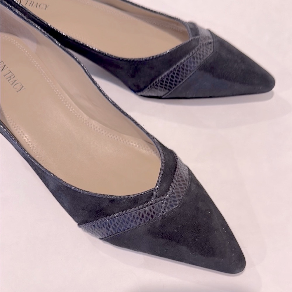 Ellen Tracy Black Flats & Loafers Sleek Design - Picture 3 of 11